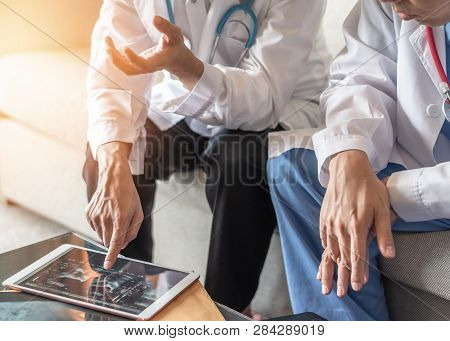 Surgical Doctor Teamwork, Er Surgery Team, Orthopedic Surgeon Working In Hospital Medical Clinic Off