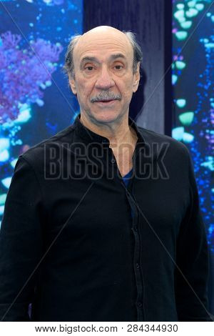 LOS ANGELES - FEB 9:  F Murray Abraham at the 