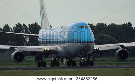 Amsterdam, Netherlands - July 26, 2017: Boeing 747-406(m) Ph-bfc Of Klm Airlines Taxiing To Runway T