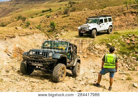 4X4 Mountain Path Driver Training