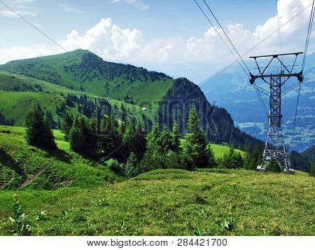 Seilbahn Ragnatsch-palfries Or Gondelbahn Palfries (alp And Cable Car Palfries) - Canton Of St. Gall