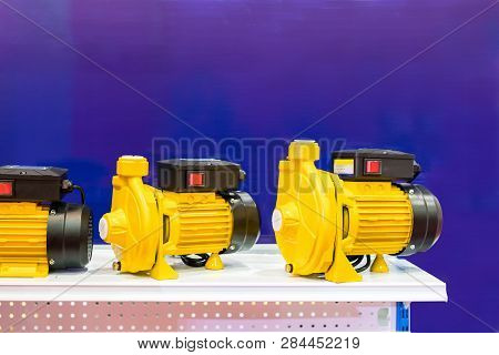 Close Up High Technology Water Centrifugal Pump For High Pressure Suction In Industrial Work On Shel