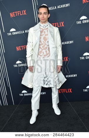 LOS ANGELES - FEB 07:  Robert Sheehan arrives for the Netflix's 'The Umbrella Academy' Premiere - Season 1 on February 07, 2019 in Westwood, CA                