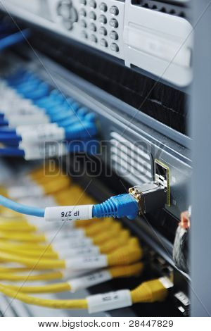 디지털 tv ip 통신 및 인터넷에 대 한 컴퓨터와 네트워크 서버 룸