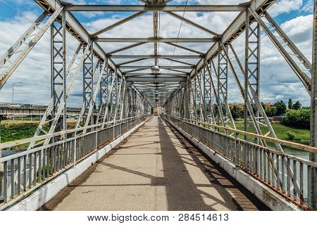 Old Steel Pedestrian Bridge In Yelets, Inside View.