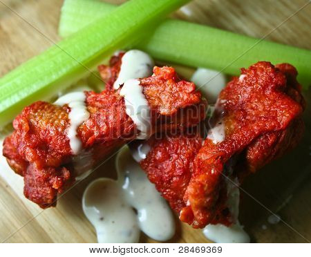 Buffalo vinger og selleri