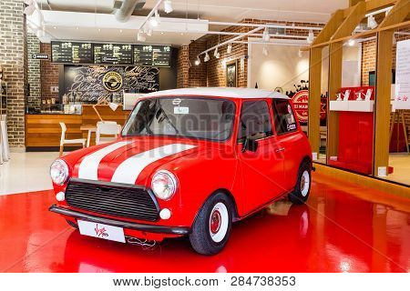 Inside Interior Of A Virgin Mobile  Store