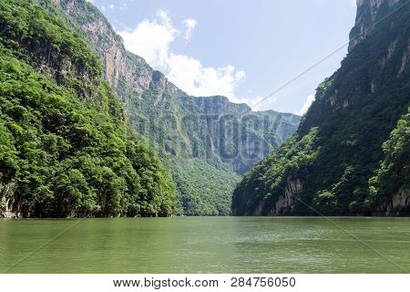 Sumidero Canyon On The Grijalva River, Chiapas / Mexico