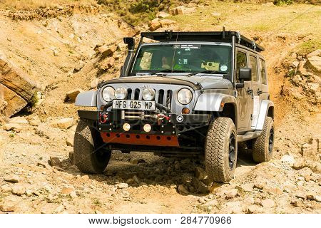 4X4 Mountain Path Driver Training
