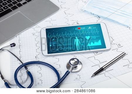 Live medical screening with medical application on tablet