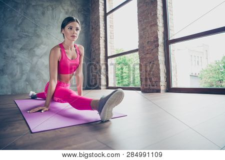 Portrait Of Her She Nice Attractive Adorable Stunning Sportive Thin Perfect Shape Form Lady Wearing 