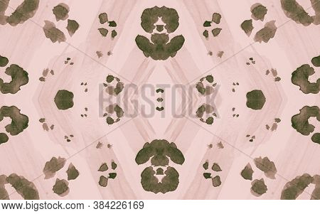 Pink Ocelot Rapport. Beige Retro Leopard Skin Texture. Fashion Camouflage Coat Design. Seamless Spot