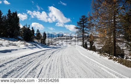 View Of Ulagan Highlands In Altay Mountains In The Winter, Siberia, Russia
