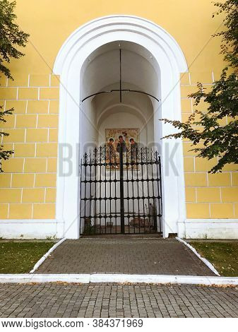 Russia, Kolomna, August 2020: Entrance To The Bell Tower Of The Novo-golutvin Monastery In Kolomna.