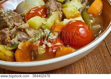 Hungarian  Bogracs Gulyas