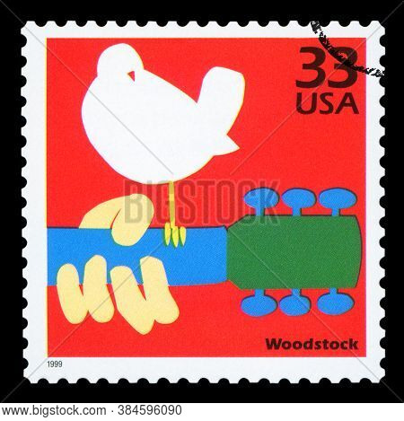 United States Of America - Circa 1999: Stamp Printed In Usa Dedicated To Celebrate The Century 1960s