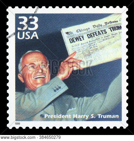 United States Of America - Circa 1999: A Postage Stamp Printed In Usa Showing An Image Of President 