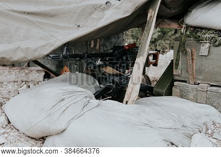 Large-caliber Machine Gun For Firing At War Weapons