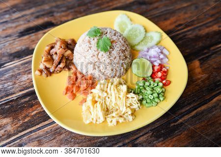 Rice Seasoned With Shrimp Paste Recipe / Rice Mixed With Shrimp Paste Thai Food