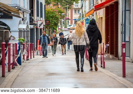 Foix, France :  2020 09 Sept, : People Walk In The Street Of The Village Foix In The South Of France