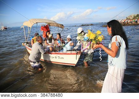 Salvador, Bahia / Brazil - February 2, 2020: Candomble Supporters And Supporters Greet Iemanja At A 