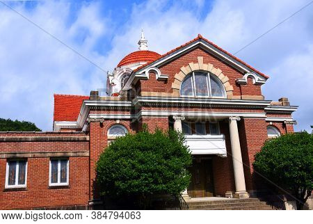 Entrance To The Clarendon United Methodist Church