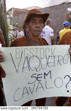 Salvador, Bahia / Brazil - July 2, 2015: Cowboys Protest The Ban On The Use Of Horses During The Jul