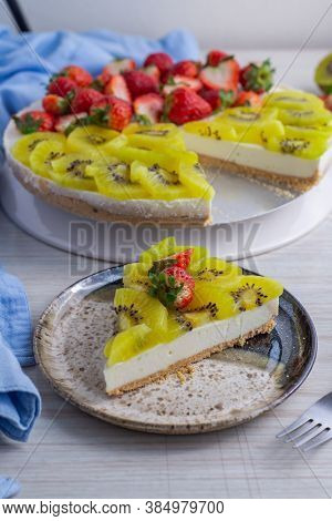 Kiwi Strawberry Cheesecake Fresh Dessert Sweet Treat