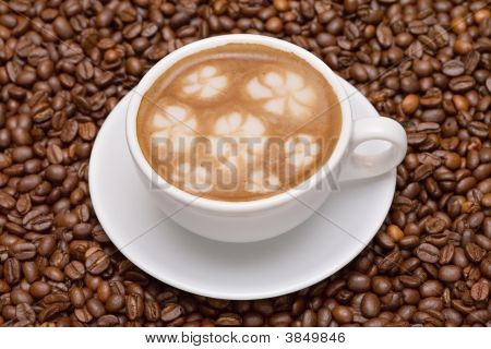 Cappuccino šálek