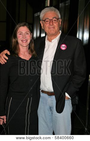 LOS ANGELES - NOVEMBER 2: Lauren Shuler Donner and Richard Donner at the Screening of 