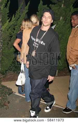 HOLLYWOOD - OCTOBER 25: Kevin Federline at the launch for the Xbox 360 game 