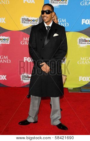 LAS VEGAS - DECEMBER 04: Ludacris arriving at the 2006 Billboard Music Awards, MGM Grand Hotel December 04, 2006 in Las Vegas, NV