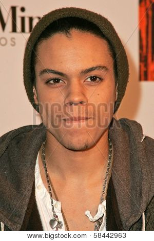 LOS ANGELES - DECEMBER 02: Evan Ross at the 