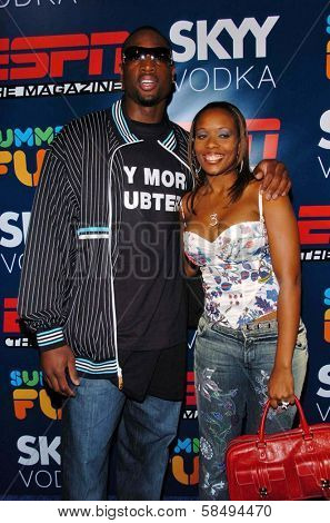 HOLLYWOOD - JULY 11: Dwayne Wade and wife at ESPN The Magazine's 