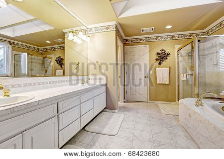 Spacious Bathroom In Luxury House