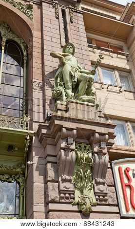 Commerce Allegory Statue