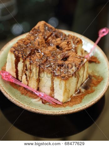 Bread With Chocolate Powder