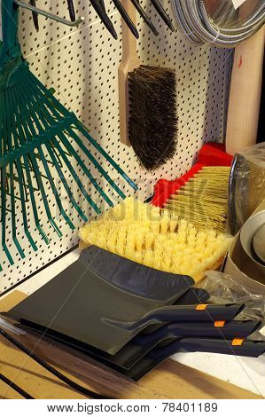 housework tools