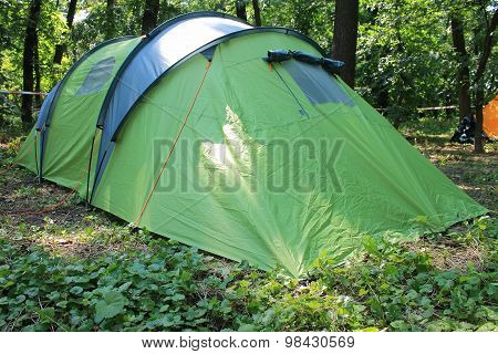 Big green tent