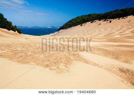 Niesamowite uderzenie Carlo Sand w Rainbow Beach