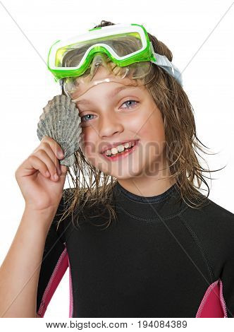 little girl with swim glasses and neoprene