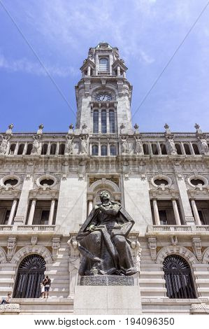 Porto City Hall at Avenida dos Aliados. A Neoclassical building designed by the architect Antonio Correia da Silva construction started 1920. Porto Portugal.