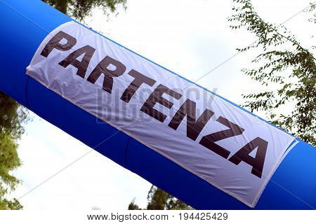 Large Inflatable Portal With The Big Italian Written Partenza Wh