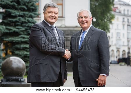 Petro Poroshenko And Rex Tillerson