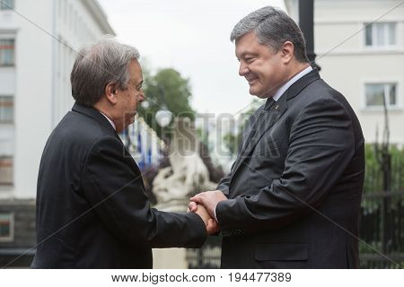 Petro Poroshenko And Un Secretary General Antonio Guterres