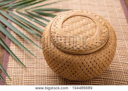 Sticky rice boxbe the light whilemember northeast in whichthe aborigine in northeastern area of Thailand adds sticky rice steams cooked for already induce to eat.