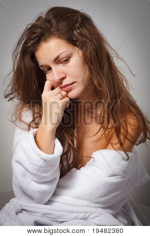 Ung kvinde lider af depression
