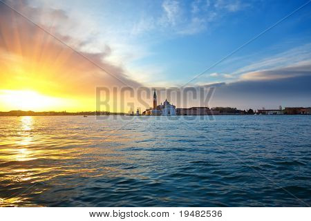 Lever du soleil à Venise