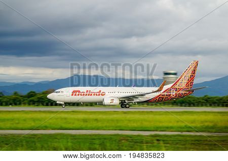 Kota Kinabalu,Sabah-June 17,2017:Malindo Air Boeing 737-800 landed at Kota Kinabalu International Airport Sabah.Malindo Airways is a Malaysian airline with headquarters in Petaling Jaya,Selangor, Malaysia