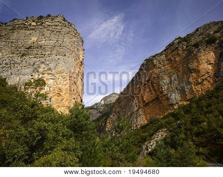 França, ALpes de Haute Provence; La Vallée du Bes